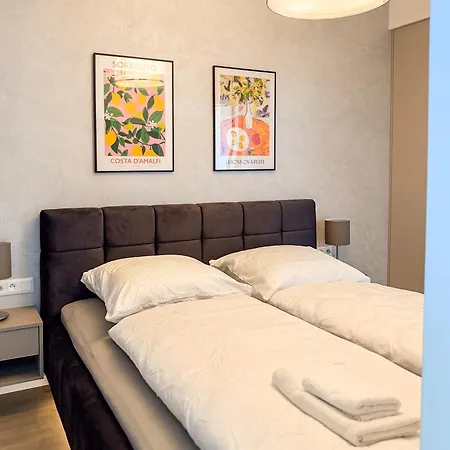 River View Design Apartment, 14th Floor, Citycenter, Ac, Parking 아파트 브라티슬라바